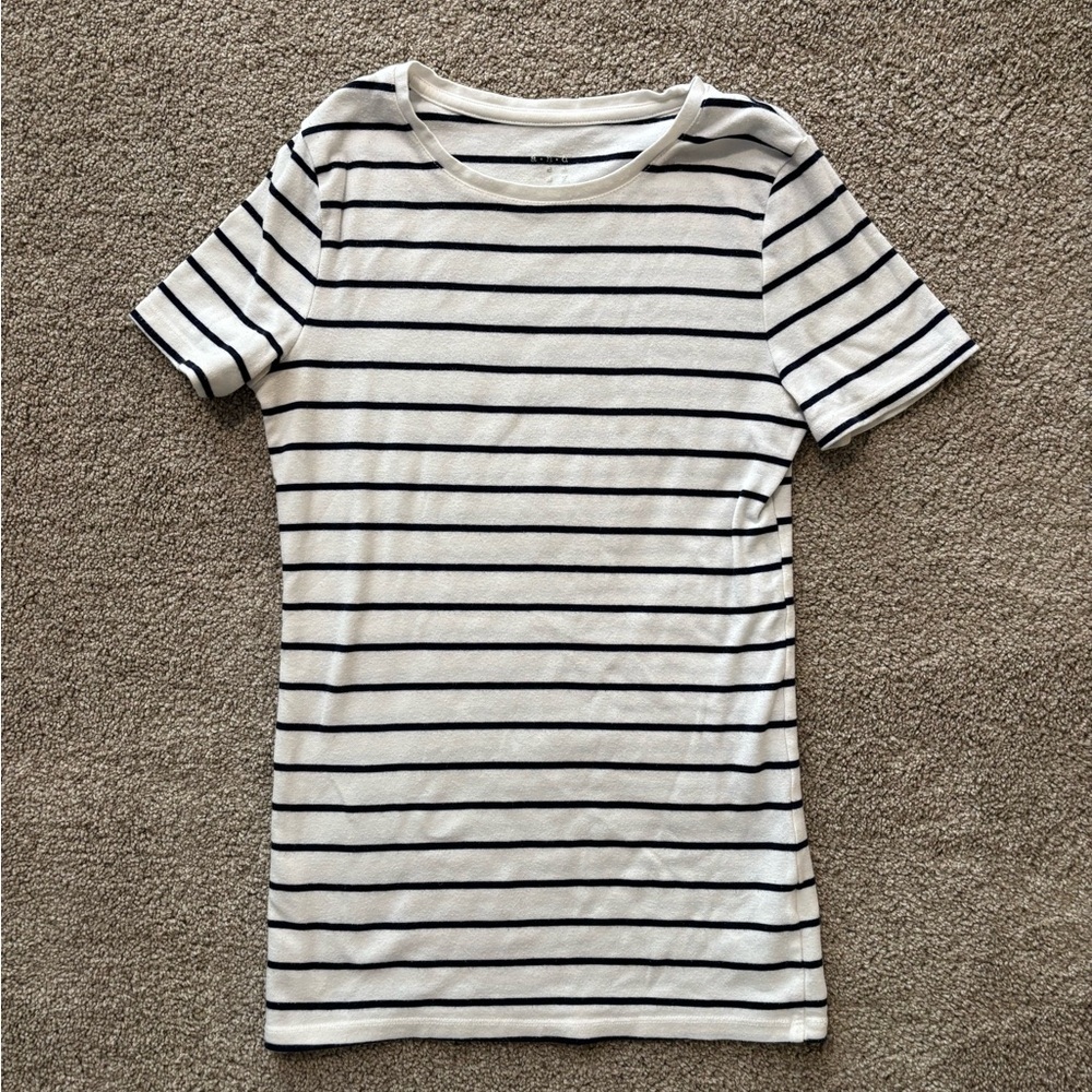 A New Day tshirt. Navy stripes. Size XS.